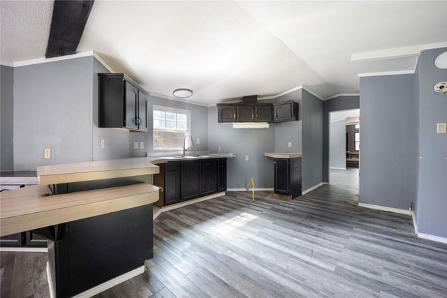 15960 Four Oaks Drive, Kemp, TX 75143