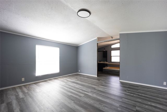 15960 Four Oaks Drive, Kemp, TX 75143
