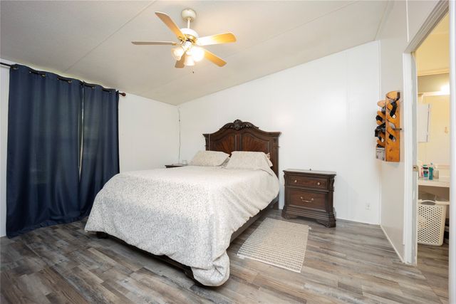 15960 Four Oaks Drive, Kemp, TX 75143