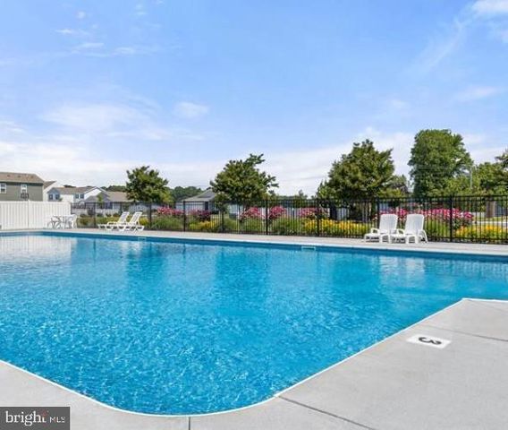 64 GRANT ST, Taneytown, MD 21787