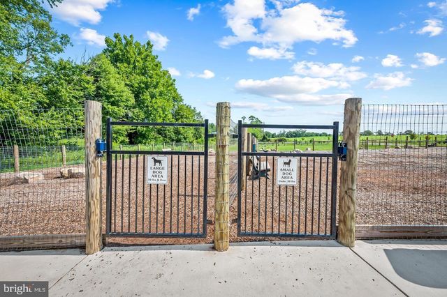 64 GRANT ST, Taneytown, MD 21787