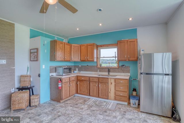 994 VERNON RD, Harrington, DE 19954