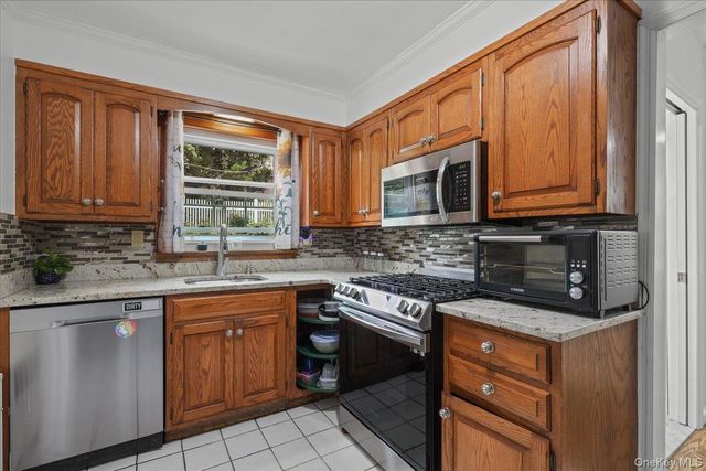83 Joyce Road, Eastchester, NY 10709