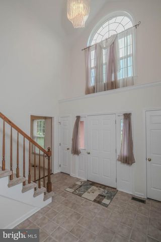 89 HADRIAN CT, Martinsburg, WV 25403