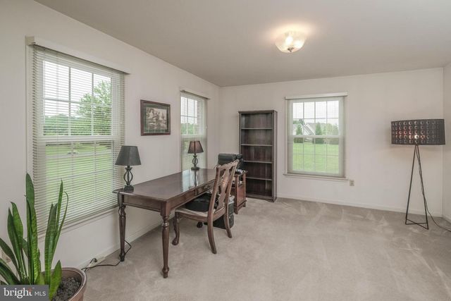 89 HADRIAN CT, Martinsburg, WV 25403