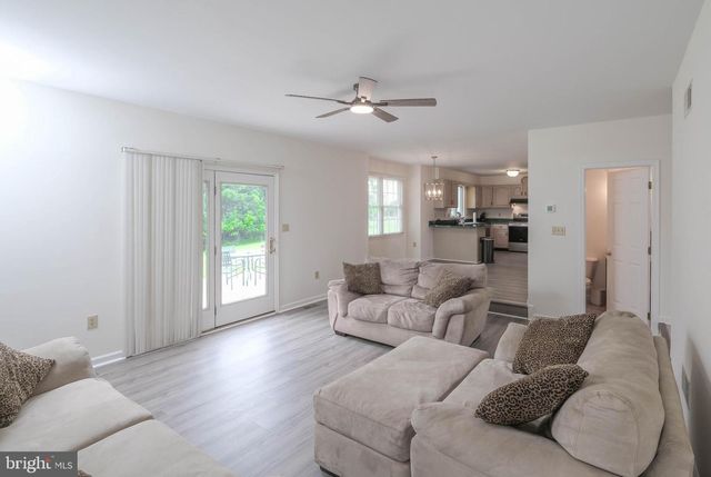 89 HADRIAN CT, Martinsburg, WV 25403