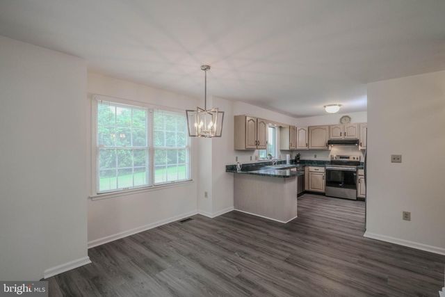 89 HADRIAN CT, Martinsburg, WV 25403