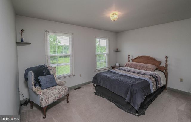 89 HADRIAN CT, Martinsburg, WV 25403