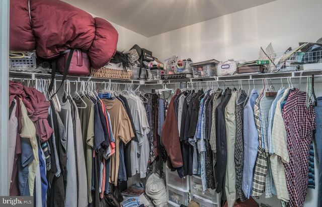 89 HADRIAN CT, Martinsburg, WV 25403