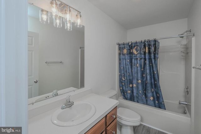 89 HADRIAN CT, Martinsburg, WV 25403