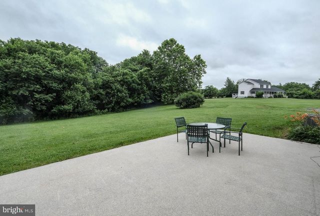 89 HADRIAN CT, Martinsburg, WV 25403