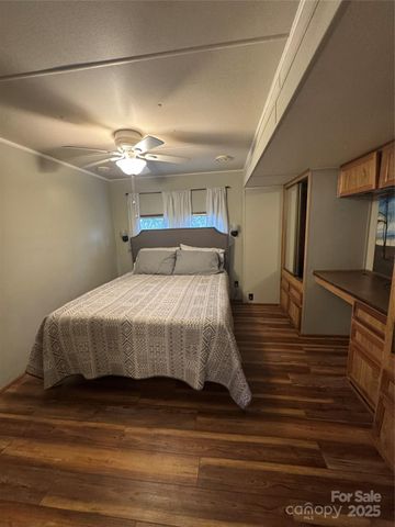 103 Teaberry Lane, Newland, NC 28657