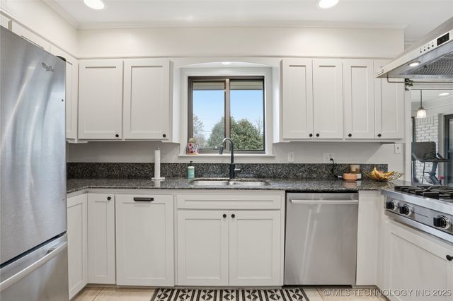 2817 E 39th Street, Tulsa, OK 74105