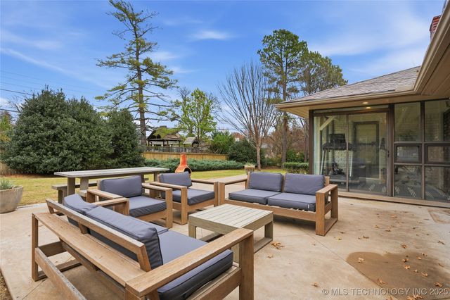 2817 E 39th Street, Tulsa, OK 74105