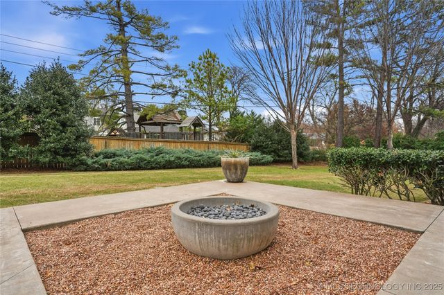 2817 E 39th Street, Tulsa, OK 74105