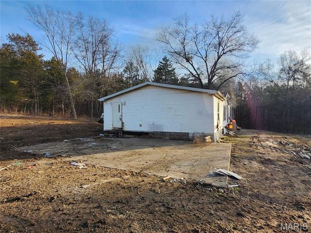 401 Hill Side Road, De Soto, MO 63020