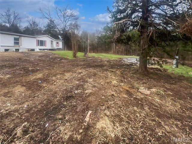 401 Hill Side Road, De Soto, MO 63020