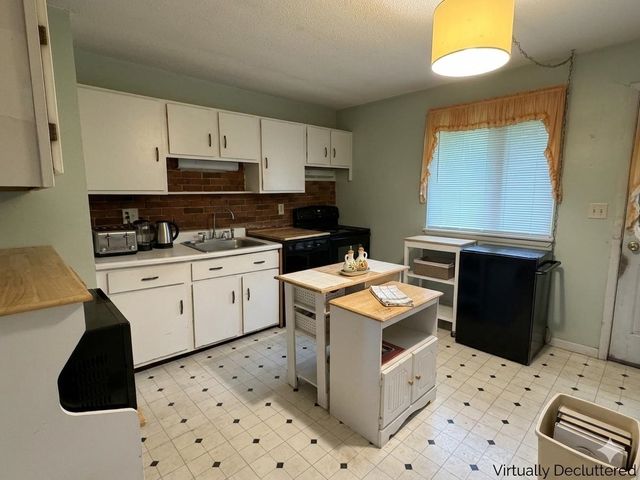 7 Meadow Wood Drive, Barre Town, VT 05654