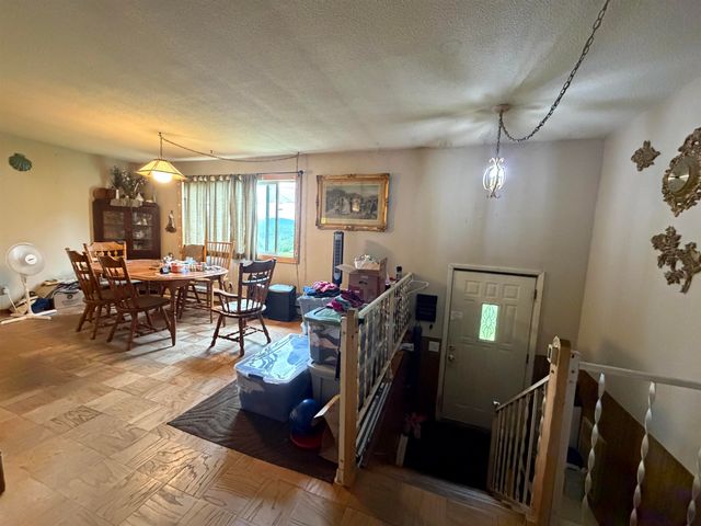 7 Meadow Wood Drive, Barre Town, VT 05654