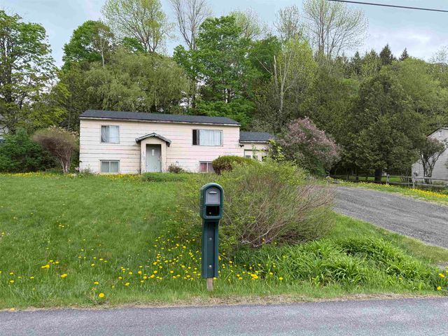 7 Meadow Wood Drive, Barre Town, VT 05654