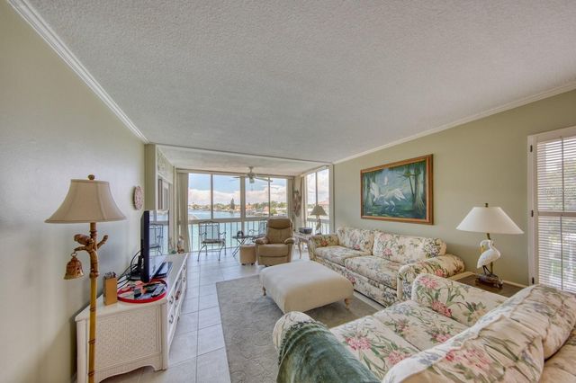 105 ISLAND WAY 138, Clearwater, FL 33767