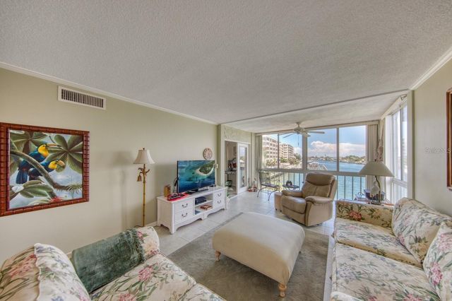 105 ISLAND WAY 138, Clearwater, FL 33767