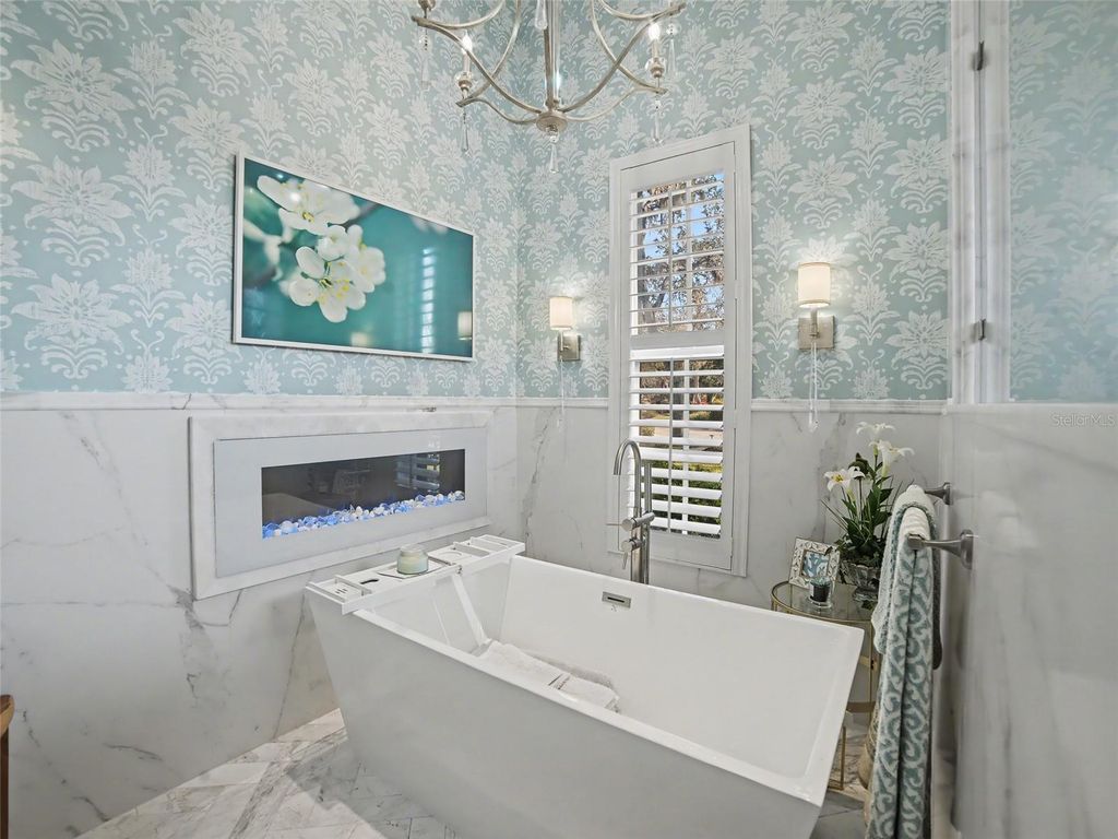 Image 15 of property listing at 8921 EAGLE WATCH DRIVE, Riverview, FL 33578