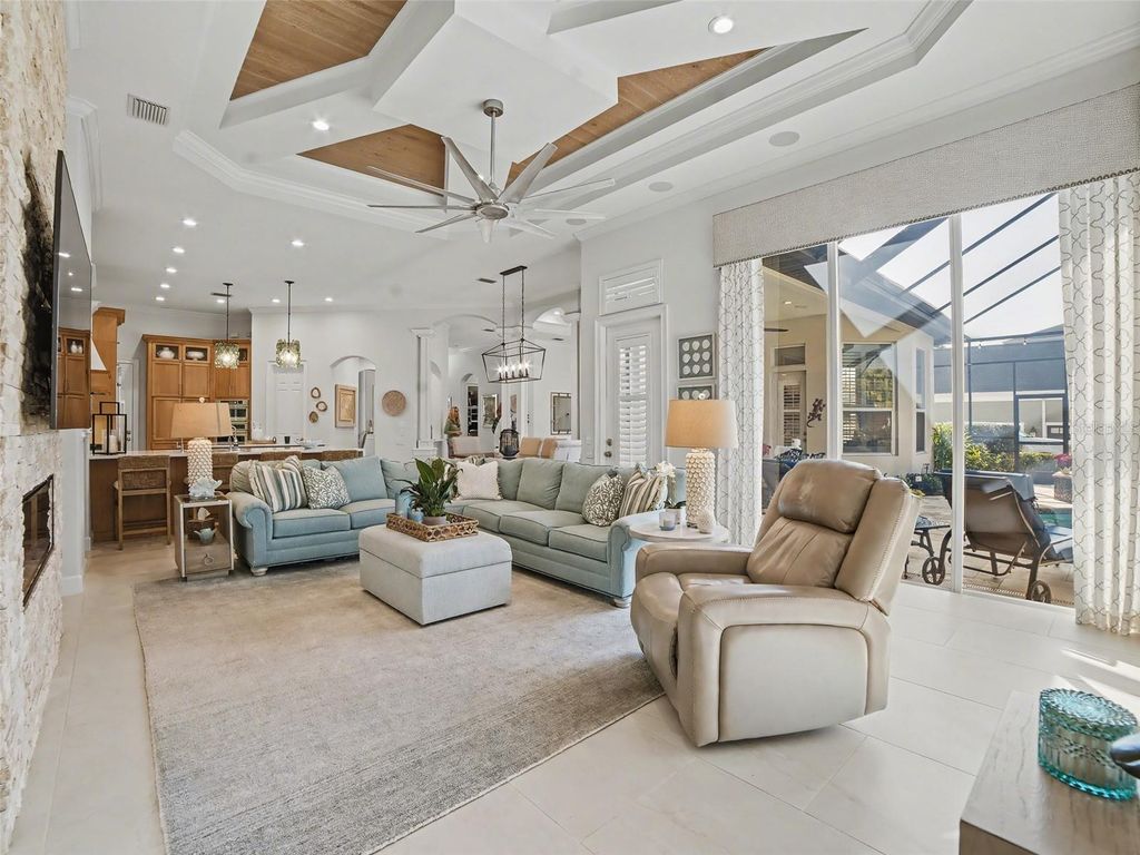 Image 29 of property listing at 8921 EAGLE WATCH DRIVE, Riverview, FL 33578