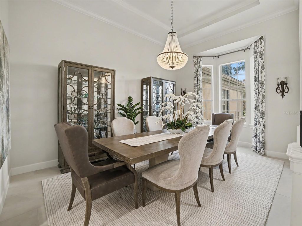 Image 7 of property listing at 8921 EAGLE WATCH DRIVE, Riverview, FL 33578