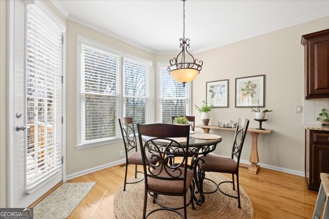 916 Laurelwood Court, Canton, GA 30115