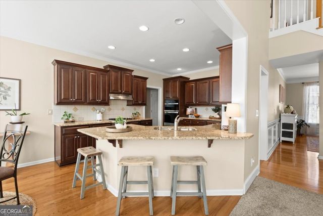 916 Laurelwood Court, Canton, GA 30115