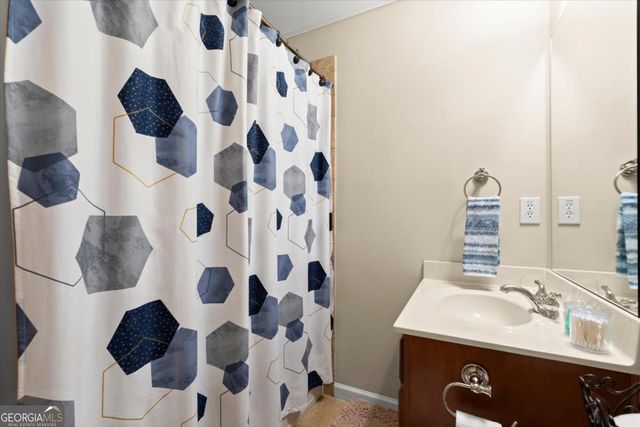 916 Laurelwood Court, Canton, GA 30115