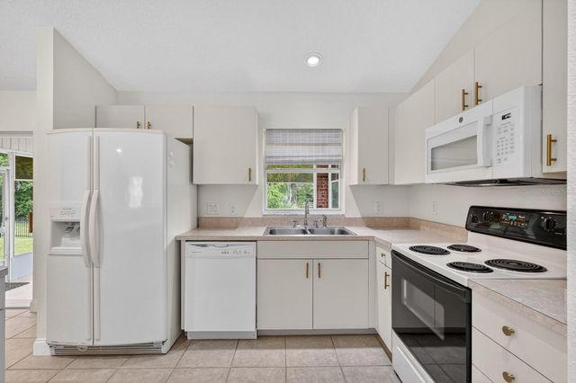 1505 LAKESIDE DRIVE, Deland, FL 32720