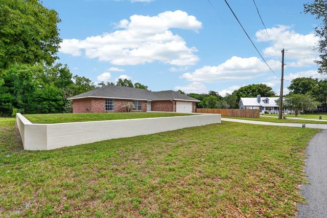 1505 LAKESIDE DRIVE, Deland, FL 32720