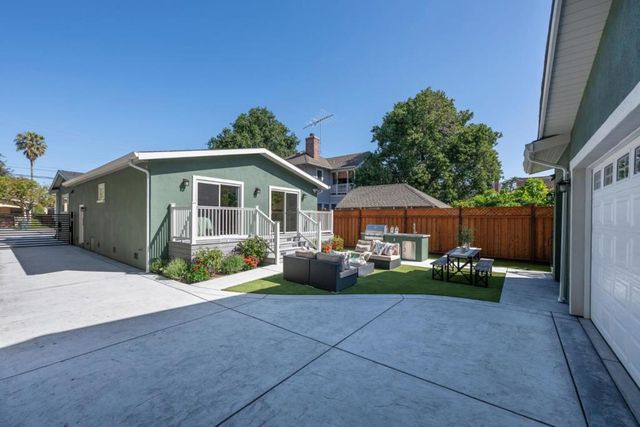 30 16th Avenue, San Mateo, CA 94402