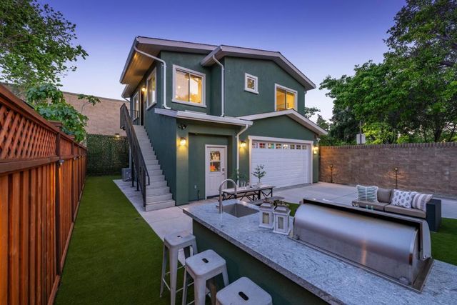30 16th Avenue, San Mateo, CA 94402