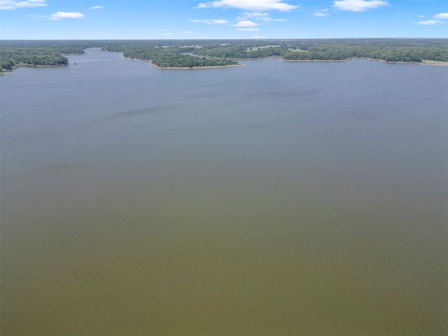 7505 Parkview Drive, Bonham, TX 75418