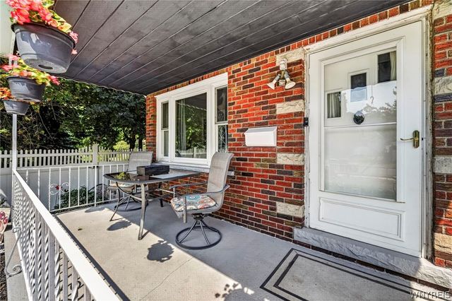 927 88th Street, Niagara Falls, NY 14304