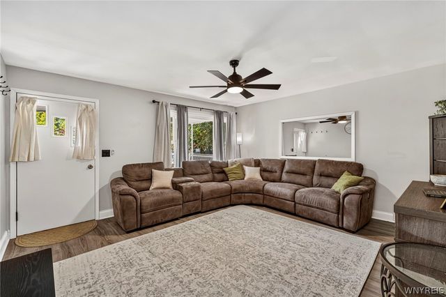 927 88th Street, Niagara Falls, NY 14304