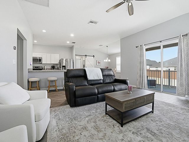 3319 ROHAN ROAD, Oxford, FL 34484