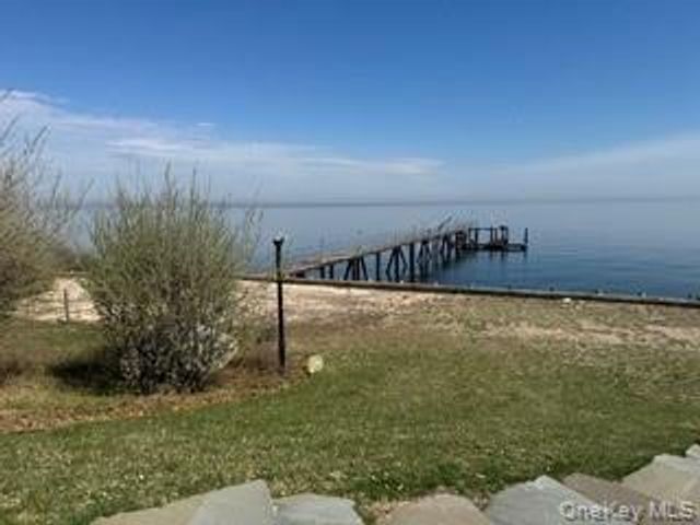 1 Sea Crest Drive, Lloyd Neck, NY 11743