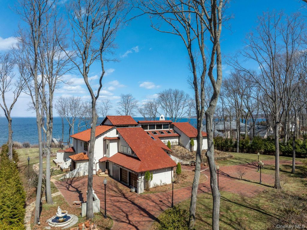 1 Sea Crest Drive, Lloyd Neck, NY 11743