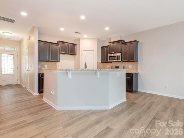 2713 Sawbridge Lane, Gastonia, NC 28056