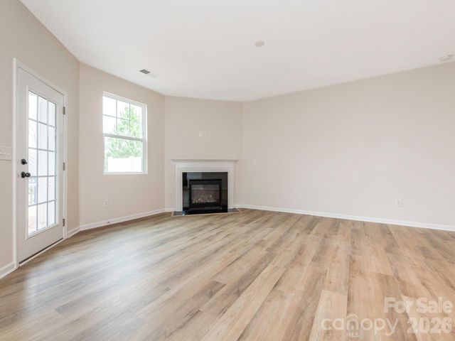 2713 Sawbridge Lane, Gastonia, NC 28056