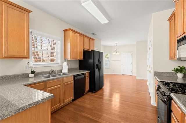 3361 Raes Creek Road 8, Marietta, GA 30008