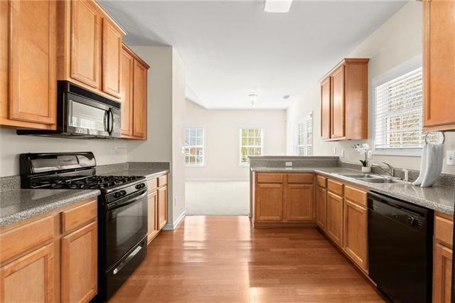 3361 Raes Creek Road 8, Marietta, GA 30008