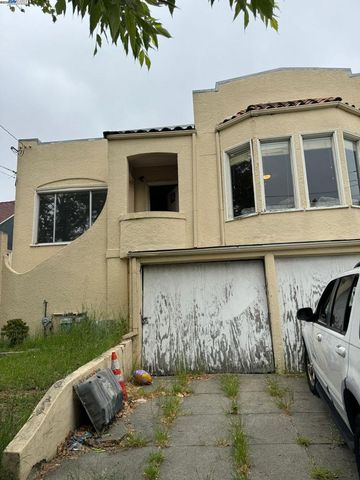 2123 High St, Oakland, CA 94601