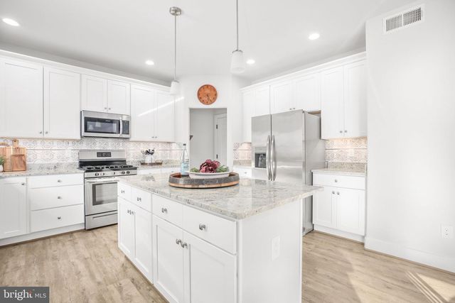 6710 GINSENG LN, King George, VA 22485