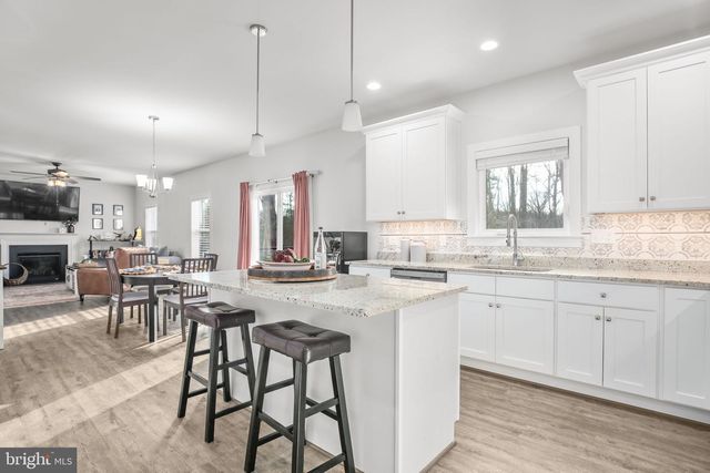 6710 GINSENG LN, King George, VA 22485