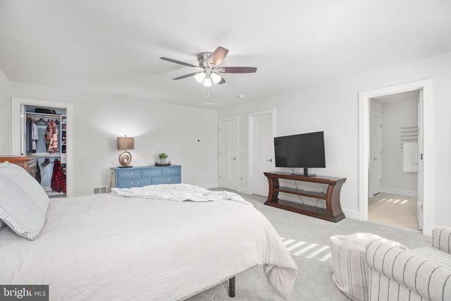 6710 GINSENG LN, King George, VA 22485